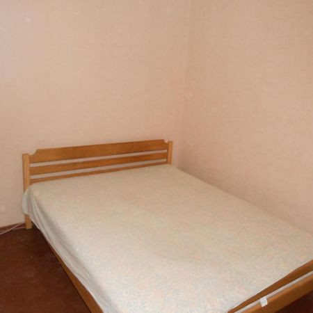 Ferienwohnung Проспект Героев Сталинграда 19 А Kiew Exterior foto